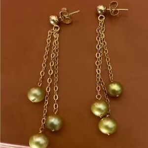 Elegant Gold Dangle Earrings